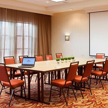 Hotel Courtyard By Marriott Pueblo Esterno foto